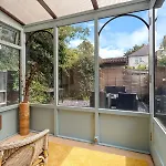 度假居 Bright Modern With Free Parking Pass The Keys *
