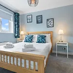 Bright Modern With Free Parking Pass The Keys * 约克